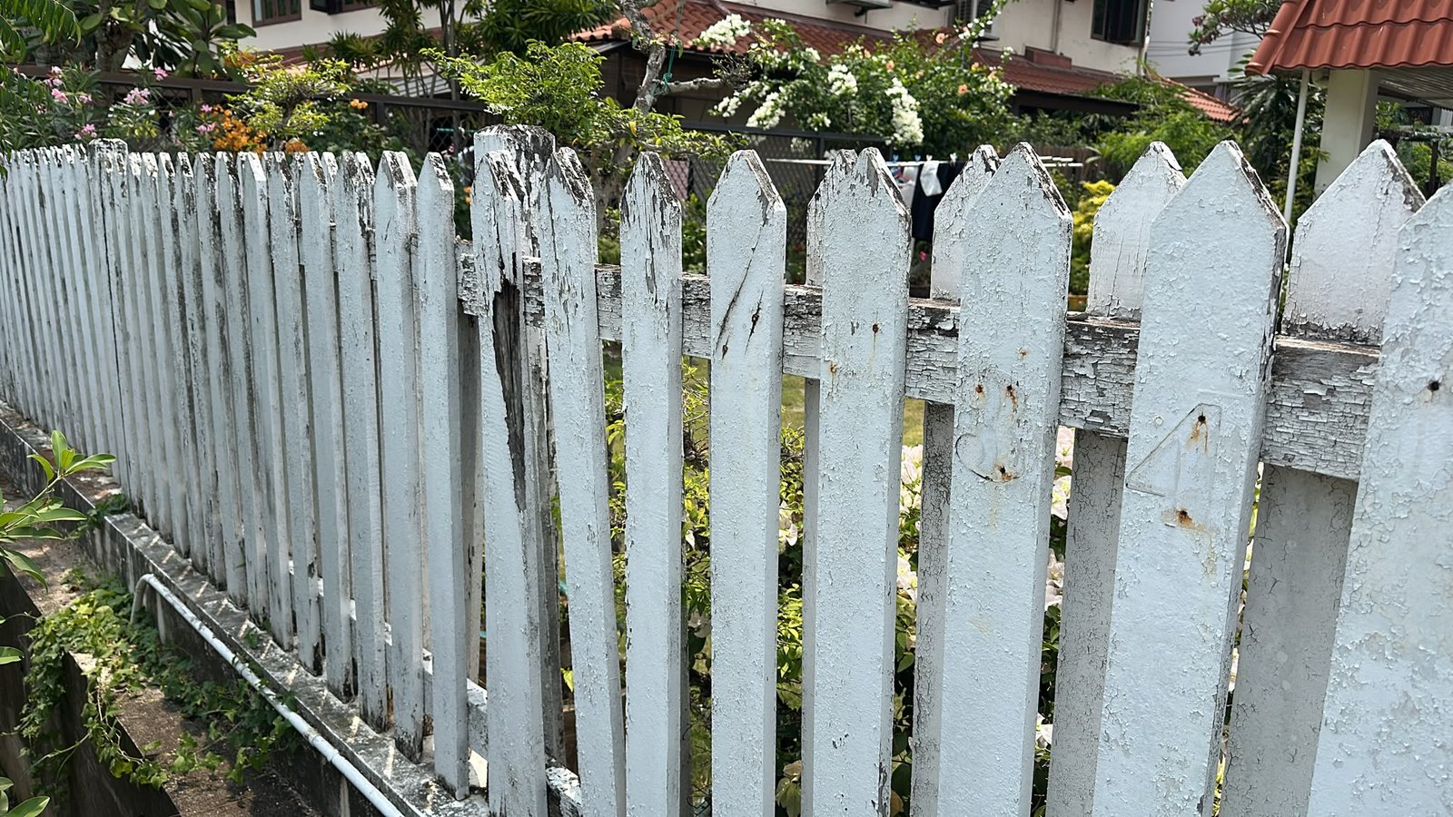 Fence restoration by 24 Hour Services SG
